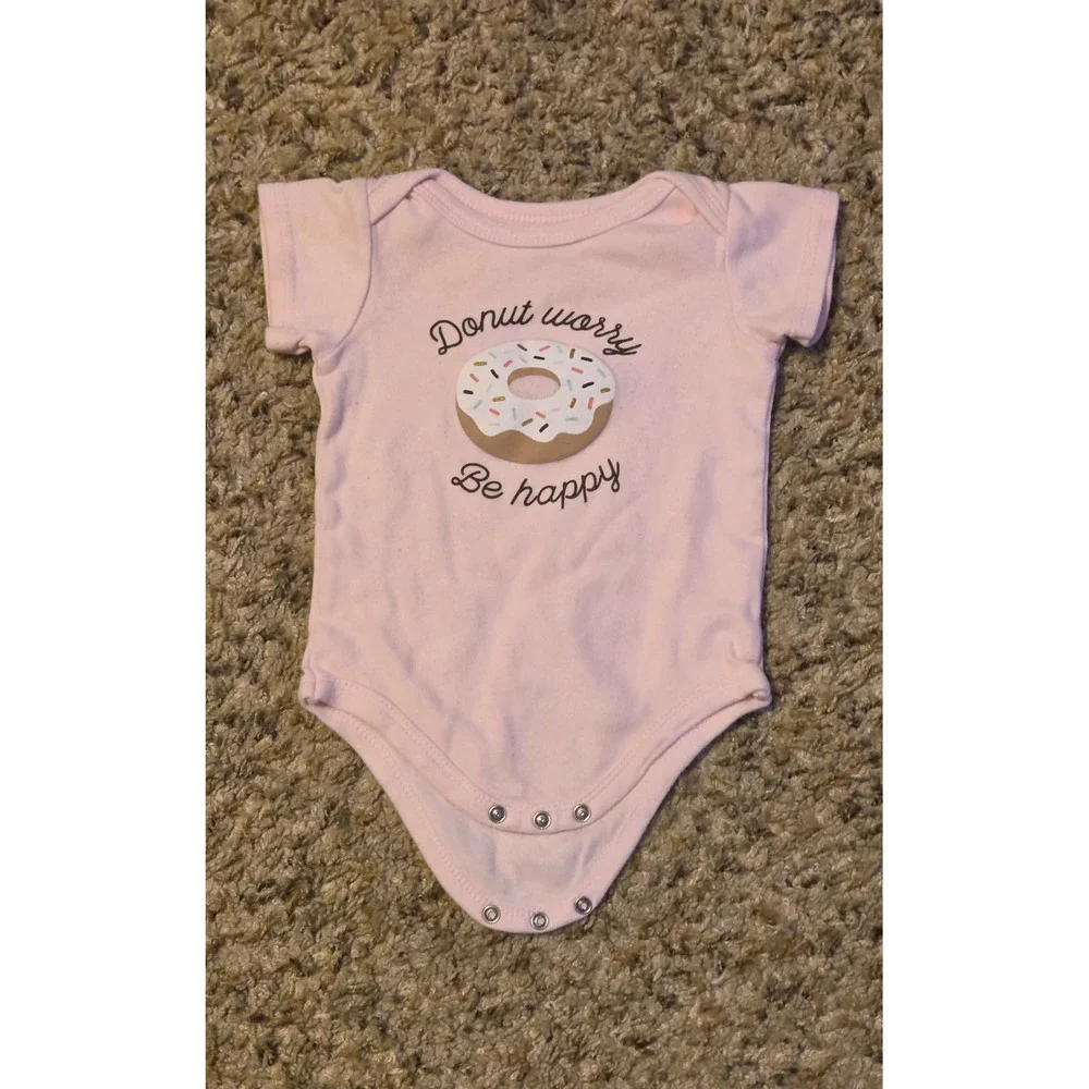 Bundle Of 8 Bodysuits Baby Size 3-6 Months Carters/Old Navy/Gerber